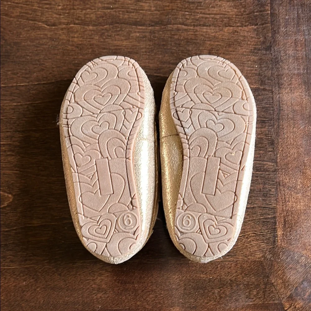 Kids Cream Fuzzy Moccasin Shoes